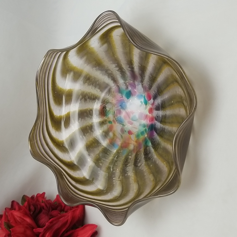Dockyard Glassworks Bermuda Art Glass Bowl